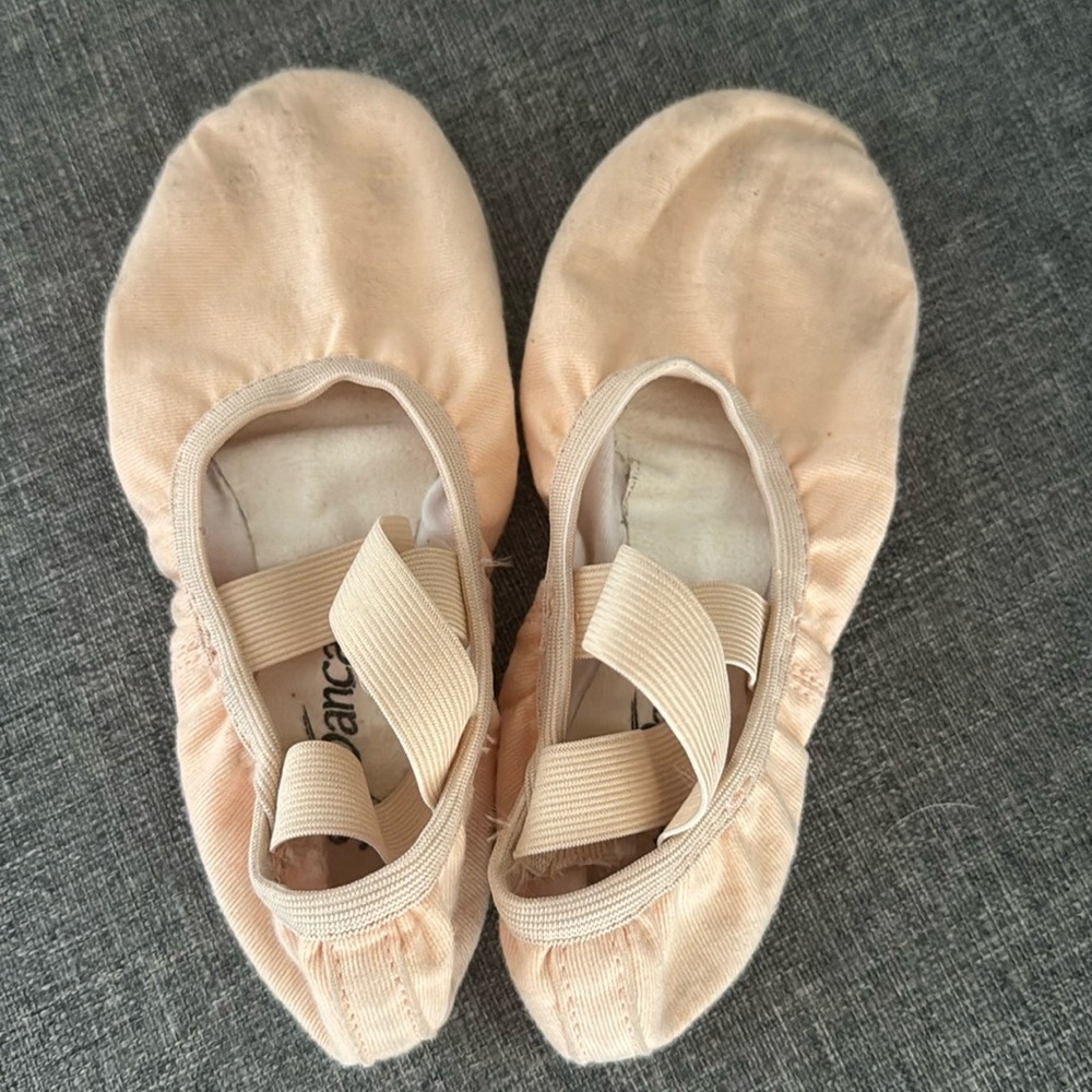 Girls ballet shoes - size 2